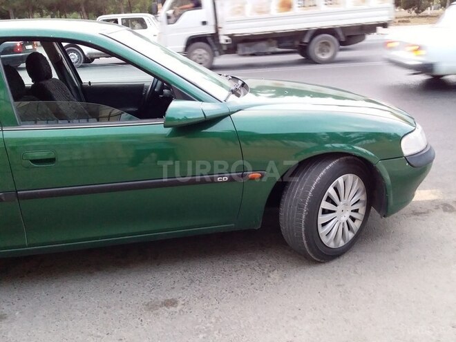 Opel Vectra 1995, 385,000 km - 1.8 l - Sumqayıt