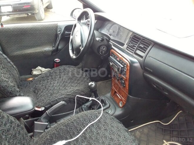 Opel Vectra 1995, 385,000 km - 1.8 l - Sumqayıt