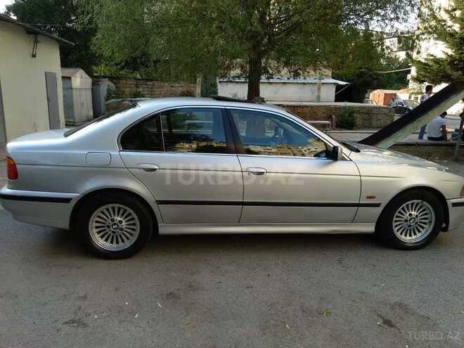 BMW 525 2000, 297,000 km - 2.5 l - Bakı