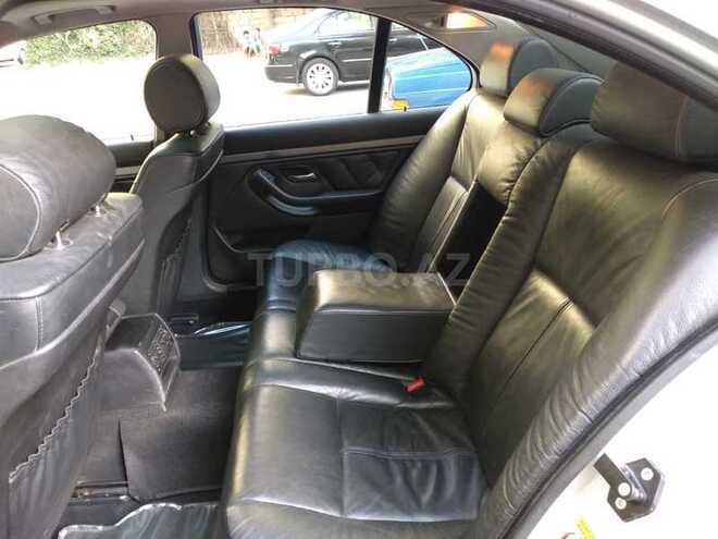BMW 525 2000, 297,000 km - 2.5 l - Bakı