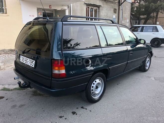 Opel Astra 1997, 240,020 km - 1.6 л - Sumqayıt
