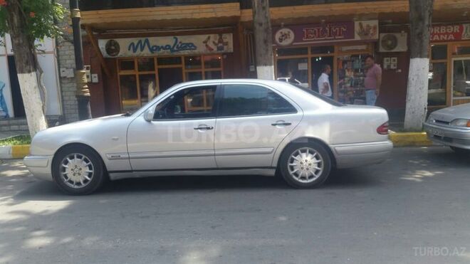Mercedes E 280 1998, 397,140 km - 2.8 л - Zaqatala