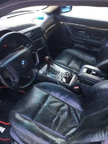 BMW 730 2001, 245,000 km - 3.0 l - Bakı