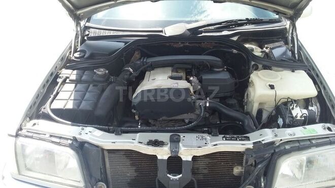 Mercedes C 180 1998, 253,800 km - 1.8 л - Quba
