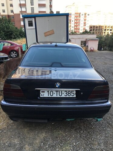 BMW 735 2001, 245,300 km - 3.0 l - Bakı