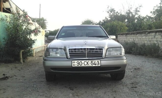 Mercedes C 180 1995, 383,936 km - 2.0 l - İmişli