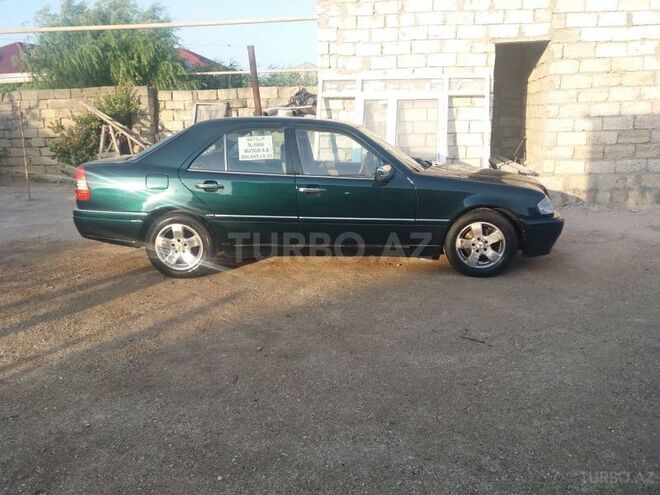 Mercedes C 220 1995, 300,000 km - 2.2 л - Bakı