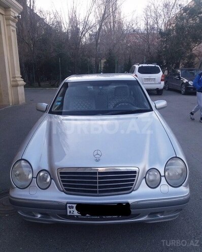 Mercedes E 240 2000, 183,000 km - 2.4 l - Bakı