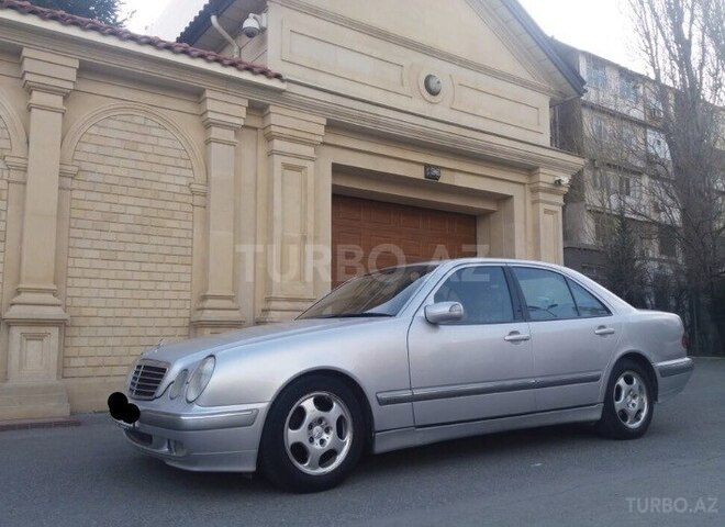 Mercedes E 240 2000, 183,000 km - 2.4 l - Bakı