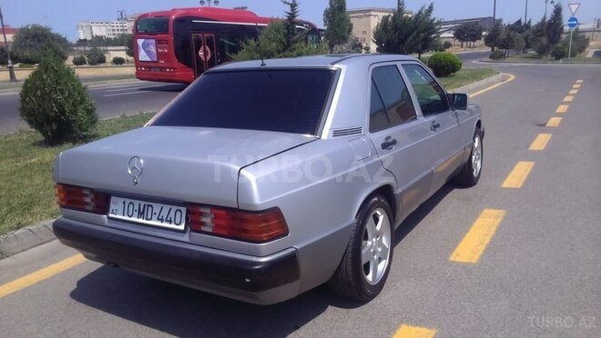 Mercedes 190 1992, 299,558 km - 2.0 l - Bakı