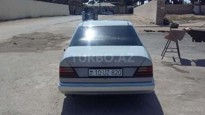 Mercedes E 200 1991, 400,000 km - 2.0 l - Bakı