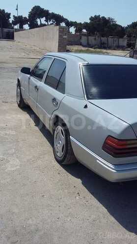 Mercedes E 200 1991, 400,000 km - 2.0 l - Bakı