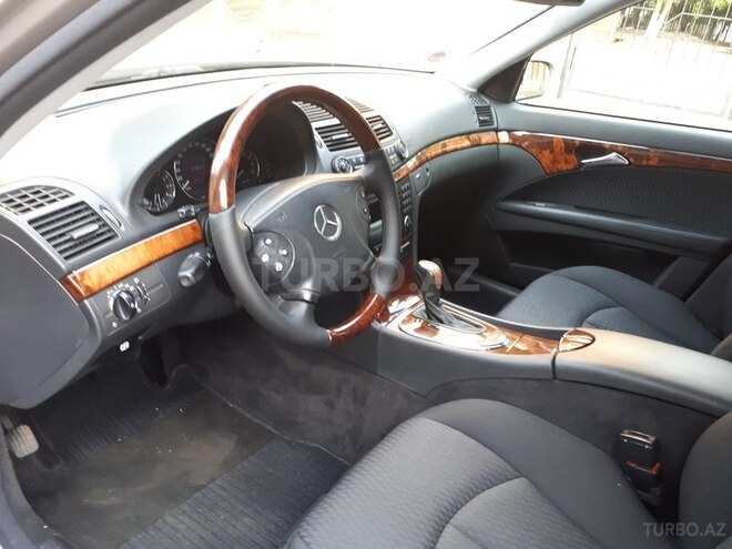 Mercedes E 200 2005, 138,900 km - 2.0 l - Bakı