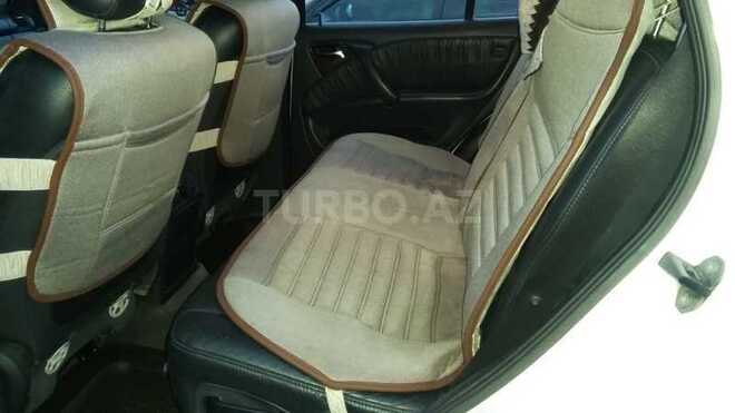 Mercedes E 320 2002, 141,000 km - 3.2 l - Bakı