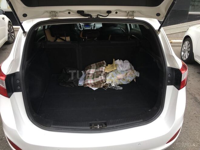 Hyundai i30 2013, 15,000 km - 0.3 l - Bakı