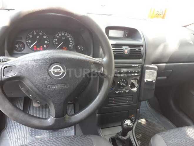Opel Astra 2001, 236,000 km - 1.6 l - Gəncə