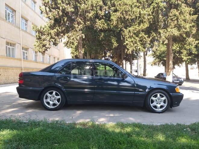 Mercedes C 240 1998, 313,450 km - 2.4 l - Bakı