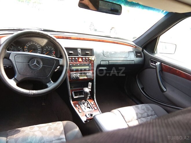 Mercedes C 240 1998, 190,000 km - 2.4 l - Bakı