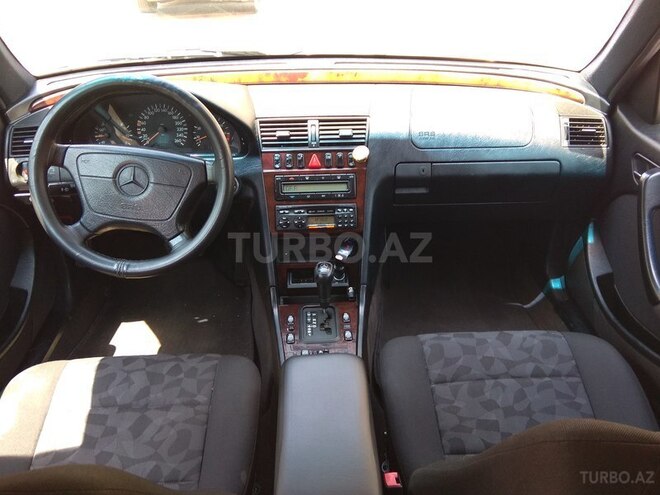 Mercedes C 240 1998, 190,000 km - 2.4 l - Bakı
