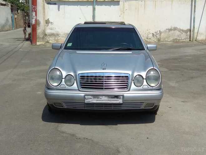 Mercedes E 240 1998, 225,000 km - 2.4 l - Bakı