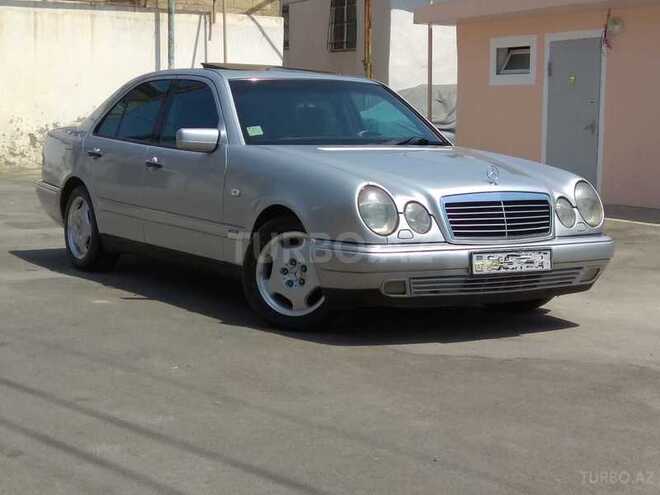 Mercedes E 240 1998, 225,000 km - 2.4 l - Bakı