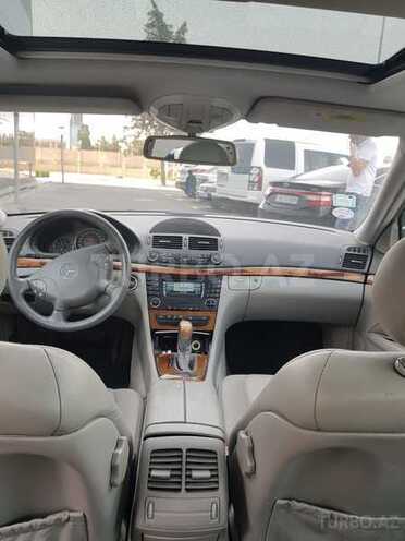 Mercedes E 220 2002, 232,175 km - 2.2 l - Bakı