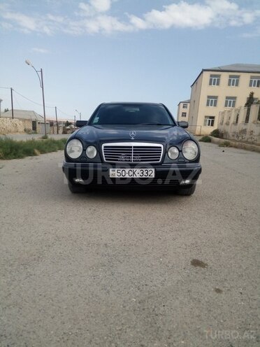 Mercedes E 230 2006, 310,000 km - 2.3 l - Bakı