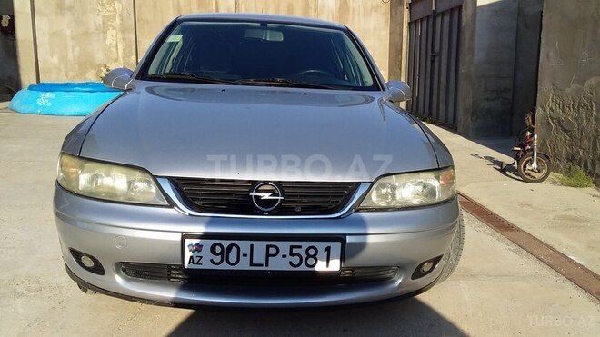 Opel Vectra 2000, 335,000 km - 1.8 l - Bakı