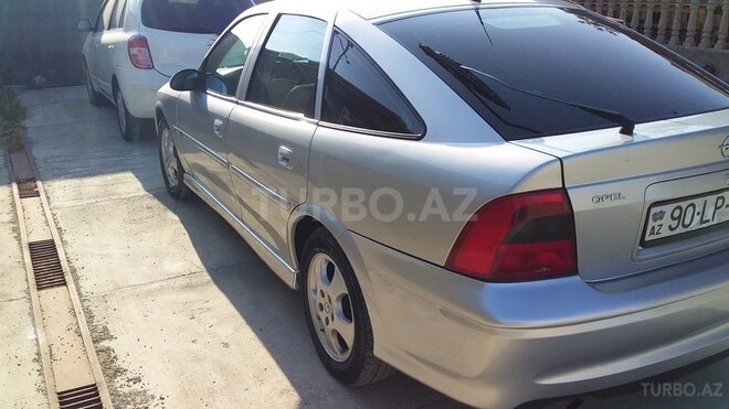 Opel Vectra 2000, 335,000 km - 1.8 l - Bakı