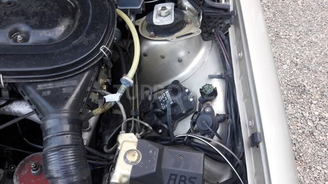Mercedes 190 1992, 210,000 km - 2.0 l - Bakı