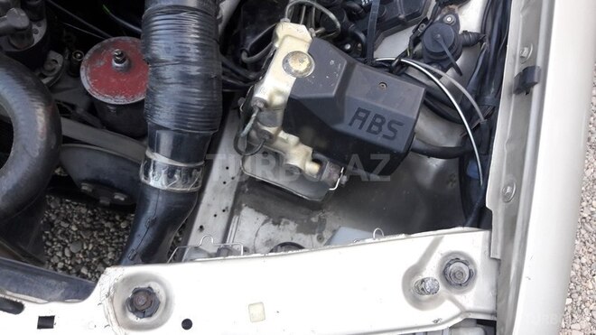Mercedes 190 1992, 210,000 km - 2.0 l - Bakı