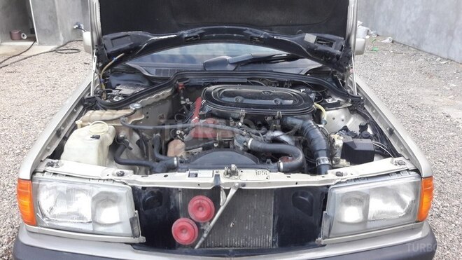 Mercedes 190 1992, 210,000 km - 2.0 l - Bakı