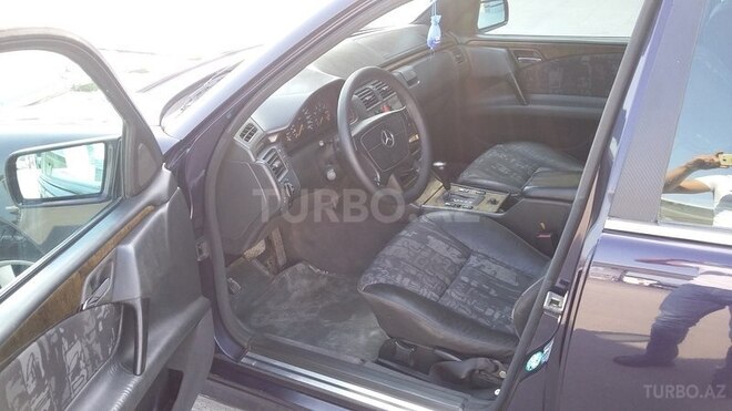 Mercedes E 230 1996, 370,587 km - 2.3 л - Bakı