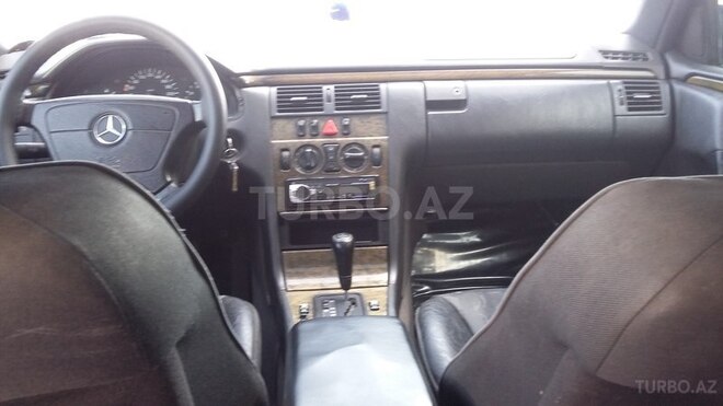 Mercedes E 230 1996, 370,587 km - 2.3 л - Bakı