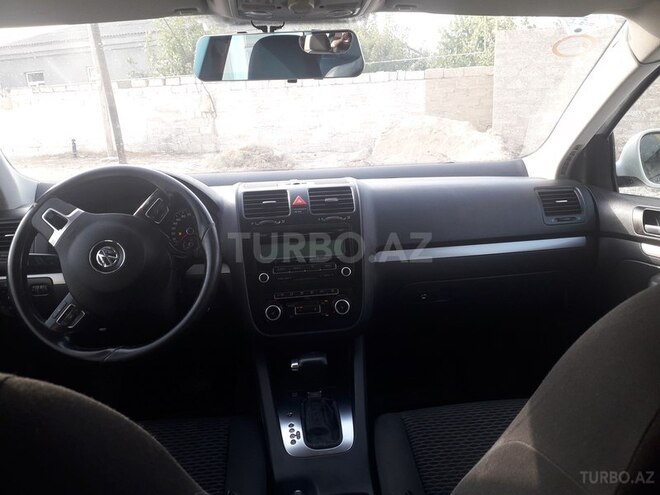 Volkswagen Jetta 2010, 122,000 km - 1.6 l - Bakı
