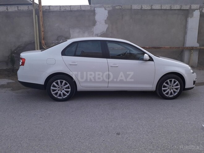 Volkswagen Jetta 2010, 122,000 km - 1.6 l - Bakı