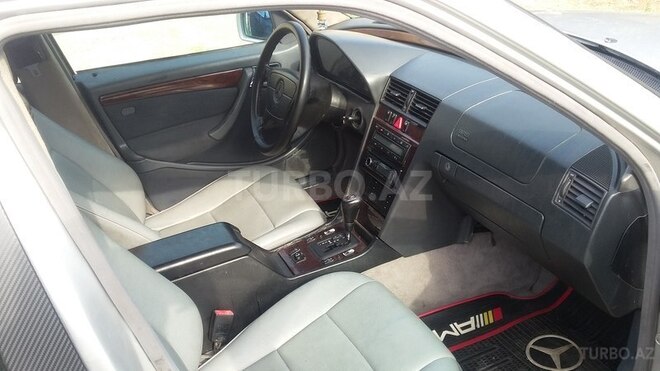 Mercedes C 230 1997, 310,000 km - 2.3 l - Saatlı