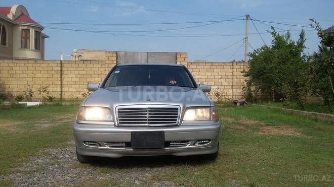 Mercedes C 230 1997, 310,000 km - 2.3 l - Saatlı