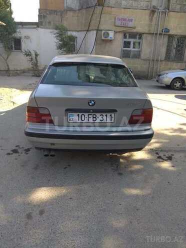 BMW 325 1992, 300,000 km - 2.5 л - Bakı