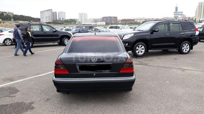 Mercedes C 180 1998, 352,000 km - 1.8 l - Bakı