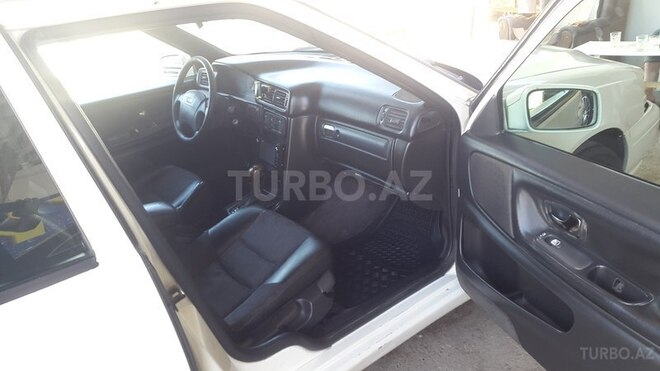 Volvo  1998, 300,000 km - 2.5 l - Bakı