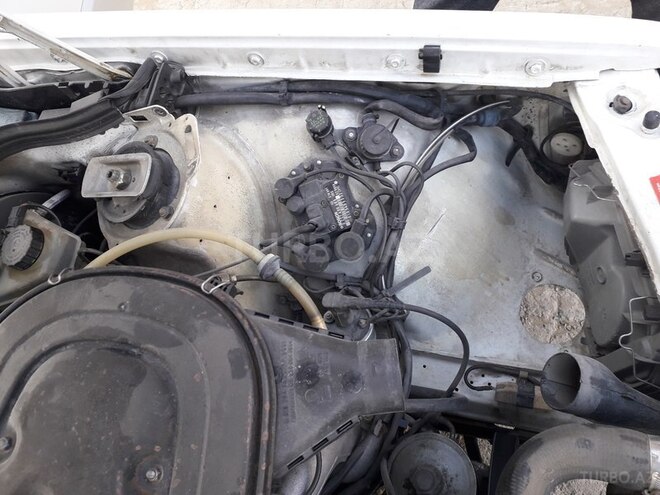 Mercedes 190 1991, 235,000 km - 1.8 l - Bakı