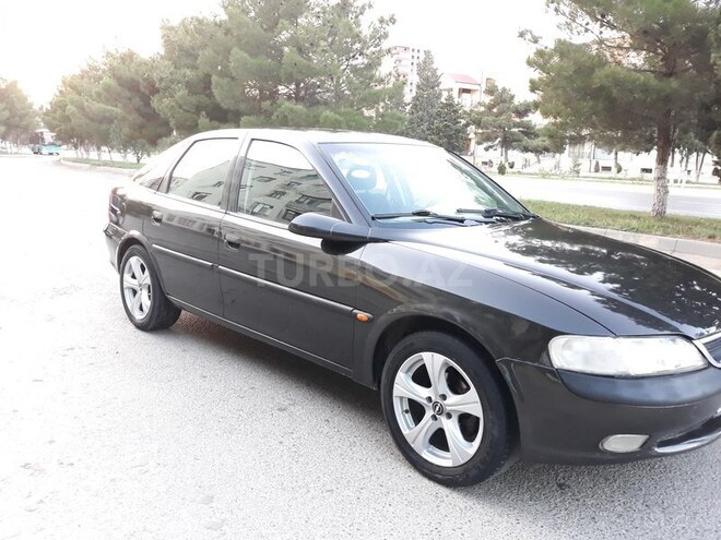 Opel Vectra 1996, 300,000 km - 2.0 l - Sumqayıt