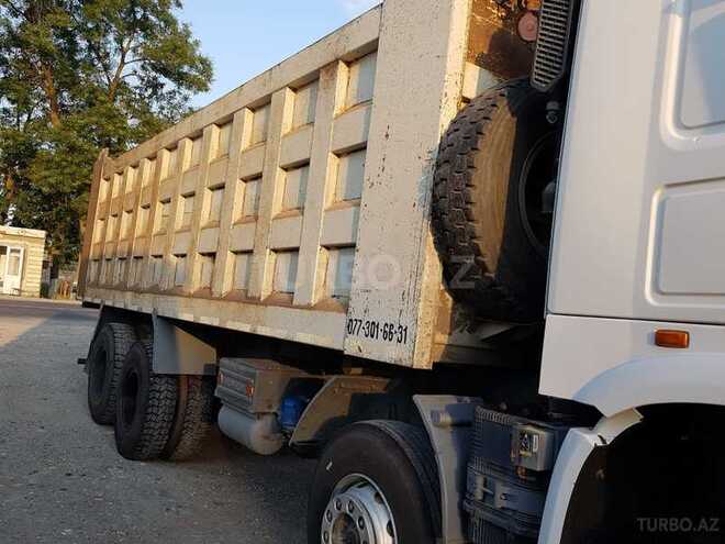 HOWO Sinotruk 2012, 400,000 km - 9.5 l - Xaçmaz
