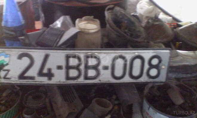 Mercedes 200 1984, 1 km - 0.2 l - Şəki
