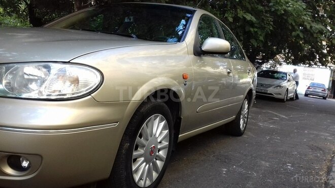 Nissan Sunny 2005, 220,000 km - 1.6 l - Bakı