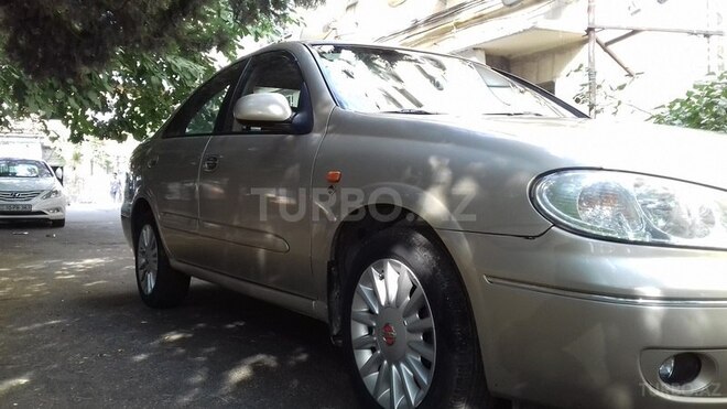 Nissan Sunny 2005, 220,000 km - 1.6 l - Bakı