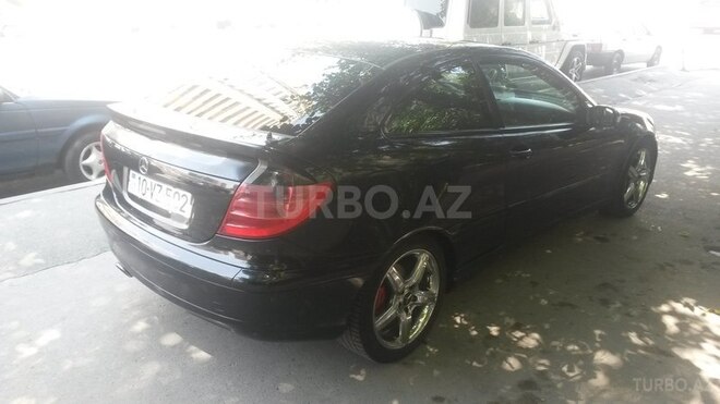 Mercedes C 180 2003, 176,800 km - 1.8 l - Bakı