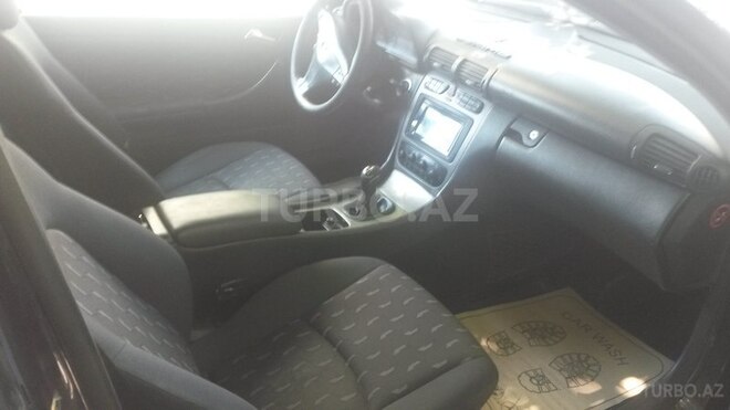 Mercedes C 180 2003, 176,800 km - 1.8 l - Bakı