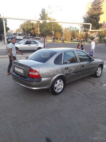 Opel Vectra 1998, 444,440 km - 1.6 л - Bakı